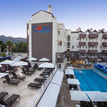 Comet Deluxe Hotel
