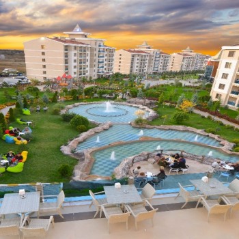 Grand Özgül Termal Tatil Köyü