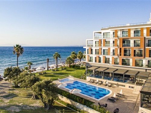 Maia Luxury Beach Hotel & Spa 1